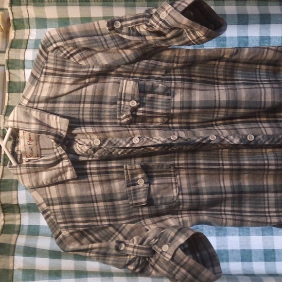 STREET FLOWER DRESS SHIRT ( CHILD SIZE) - Picture 3 of 6